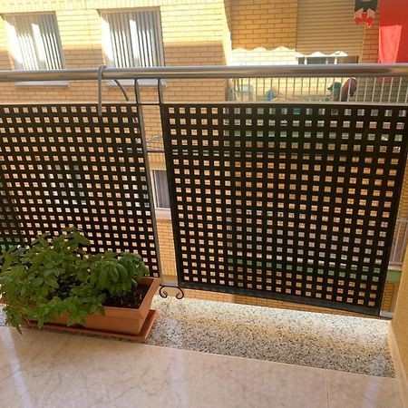Oasis Apartment: Beachside Comfort in Oropesa del Mar Exterior photo