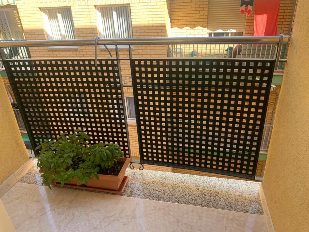 Oasis Apartment: Beachside Comfort in Oropesa del Mar Exterior photo