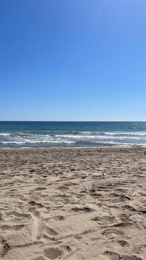 Oasis Apartment: Beachside Comfort in Oropesa del Mar Exterior photo
